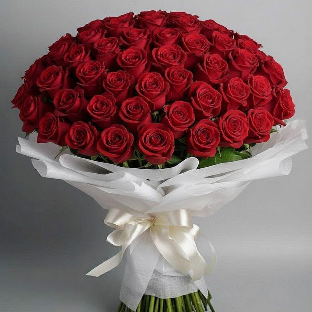 Букет 101 Красная роза Блэк Мэджик в Рудногорске