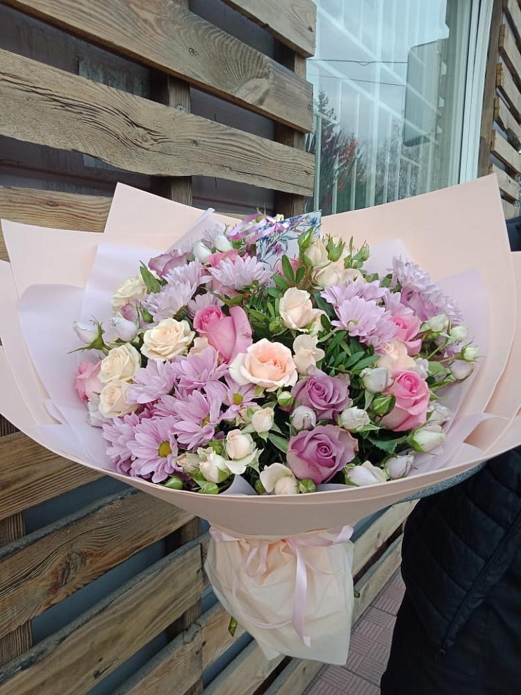 Букет цветов из: Розы и Хризантемы в Рудногорске