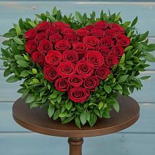 Цветочная композиция из Розы в виде сердца в Рудногорске