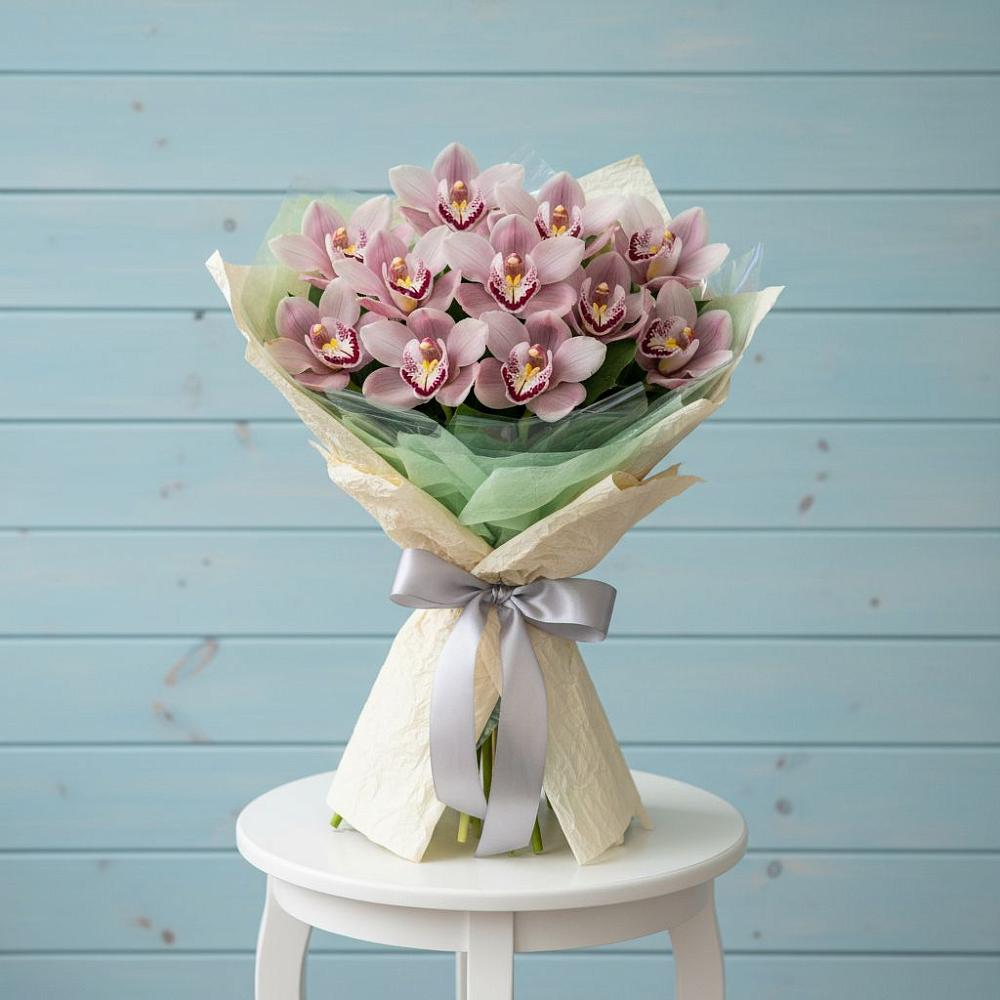 Букет цветов из: Орхидеи и Розы в Рудногорске