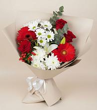 Букет цветов из:  Розы, Хризантемы, Герберы и Лилии в Рудногорске