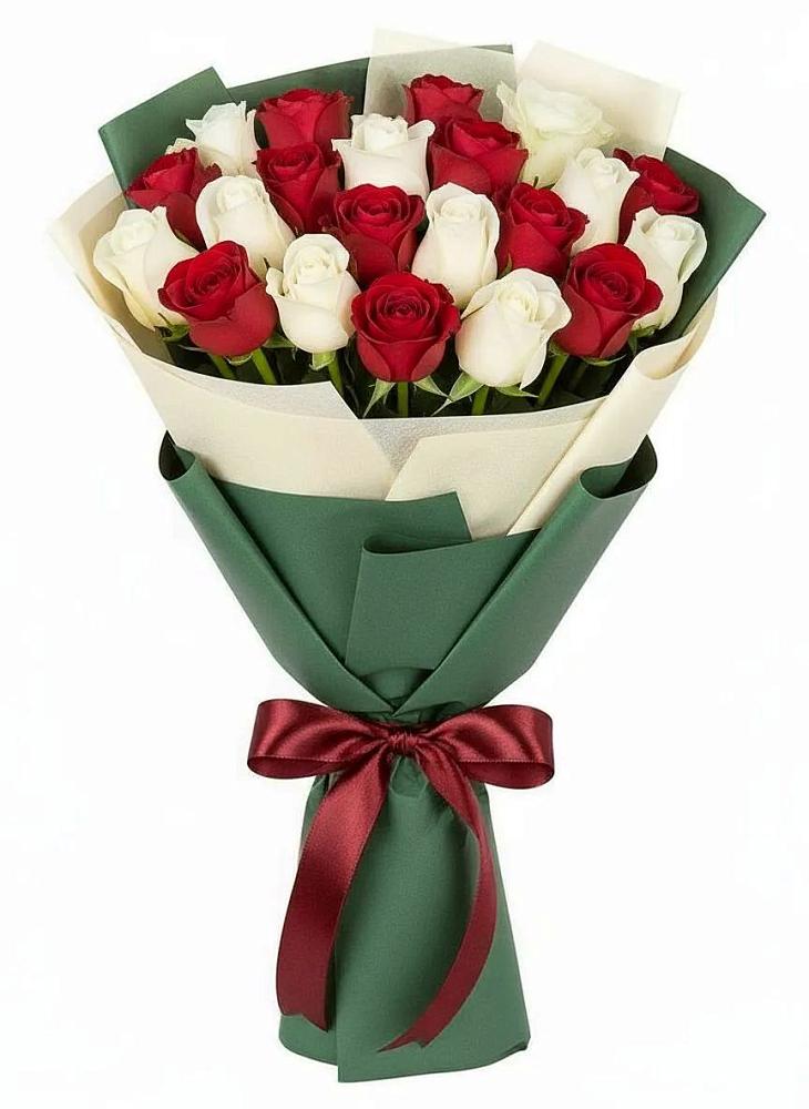 Букет Микс из красных и белых роз в Рудногорске