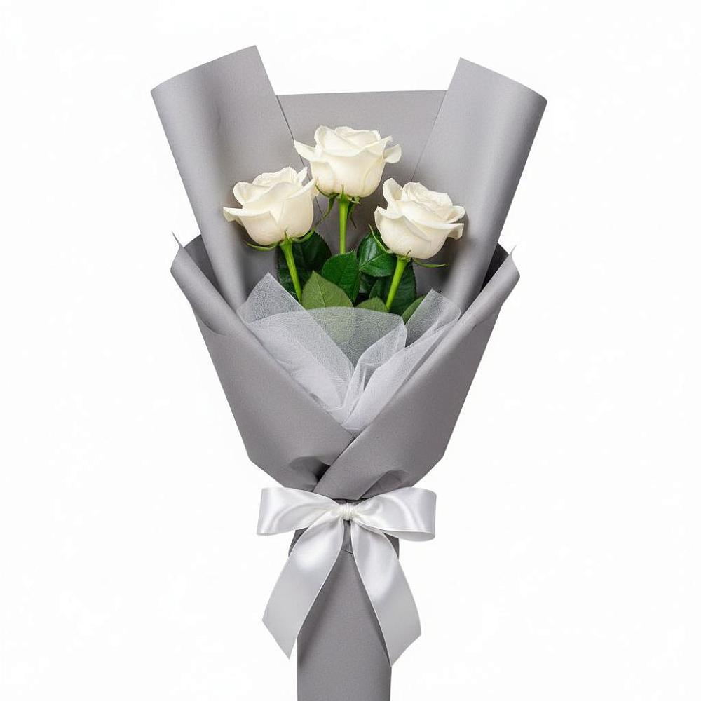 Букет 3 белые розы в Рудногорске
