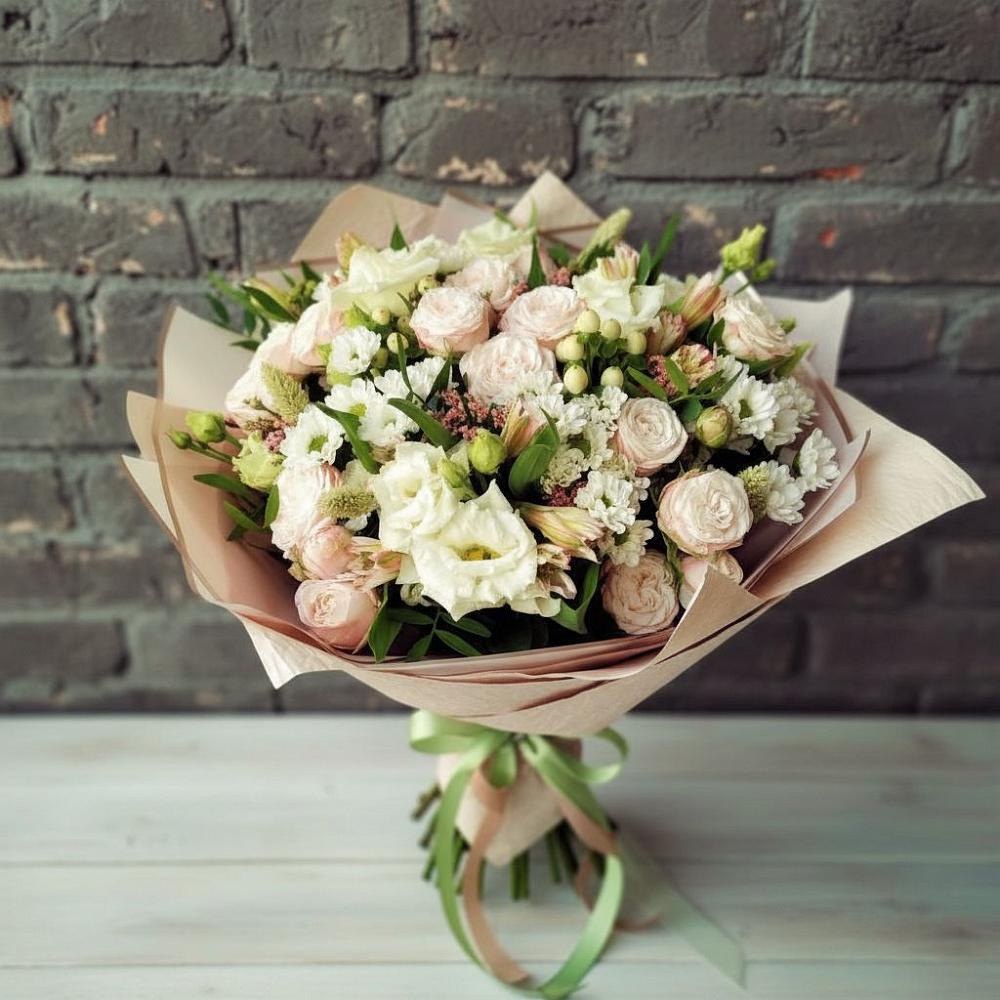Букет цветов из: Альстромерии, Розы и Хризантемы в Рудногорске