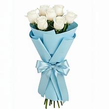 Букет 7 белых роз Проуд в Рудногорске