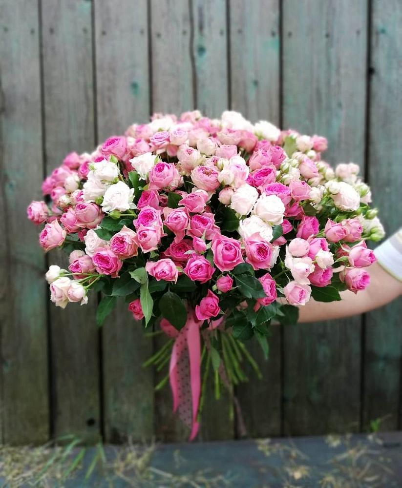 Букет Розовые кустовые розы Натали и Лав Лидия в Рудногорске