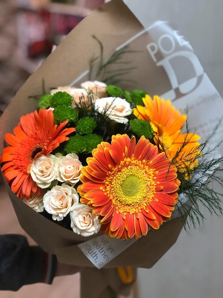 Букет цветов из: Герберы, Хризантемы и Розы в Рудногорске