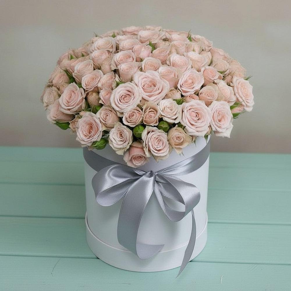 Цветочная композиция из Розы в шляпной коробке в Рудногорске